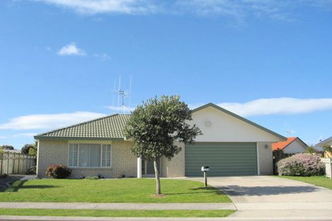 Photo of property in 5 Reef Avenue, Papamoa Beach, Papamoa, 3118