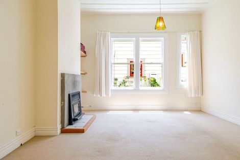 Photo of property in 5 Hereford Street, West End, Palmerston North, 4410