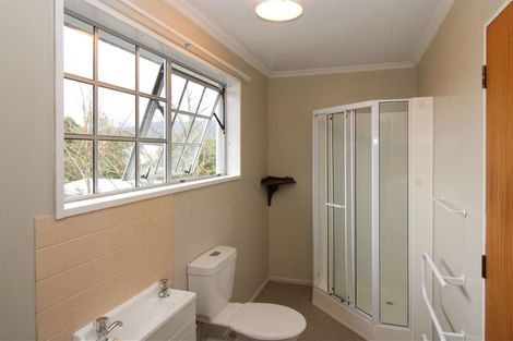 Photo of property in 14b Donald Street, Featherston, 5710