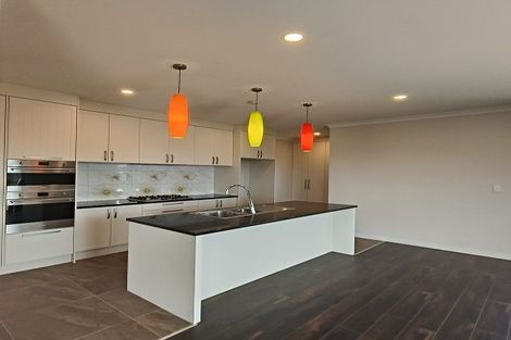 Photo of property in 48 Bur Oak Terrace, Schnapper Rock, Auckland, 0632