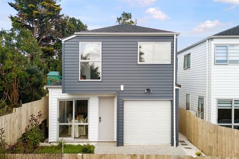 Photo of property in 240e Whitney Street, Blockhouse Bay, Auckland, 0600