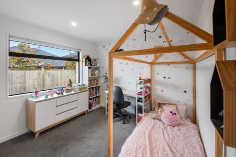 Photo of property in 1 Kingsdowne Drive, West Melton, 7618