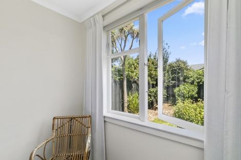 Photo of property in 1 Karamu Street, Eastbourne, Lower Hutt, 5013