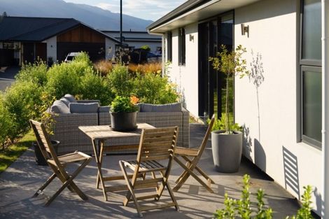 Photo of property in 33 Olds Crescent, Cromwell, 9310