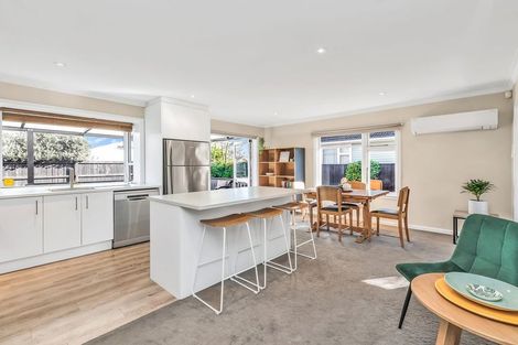 Photo of property in 25 Munro Street, Redwood, Christchurch, 8051