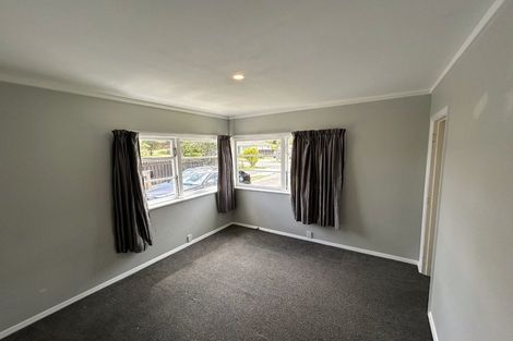 Photo of property in 14 Peel Place, Wainuiomata, Lower Hutt, 5014
