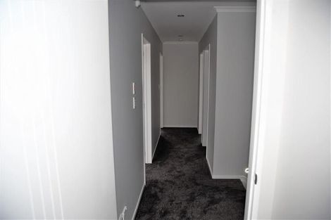 Photo of property in 142b Rangitoto Road, Papatoetoe, Auckland, 2025