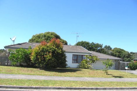 Photo of property in 9 Kura Place, Torbay, Auckland, 0630