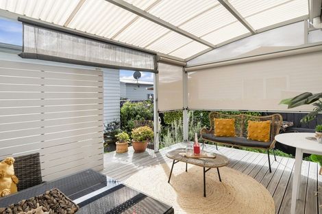 Photo of property in 11 Kamahi Crescent, Papamoa Beach, Papamoa, 3118