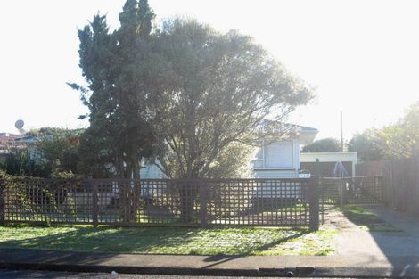 Photo of property in 134 Gloucester Road, Manurewa, Auckland, 2102
