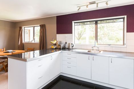 Photo of property in 23 Chadwick Place, Highbury, Palmerston North, 4412