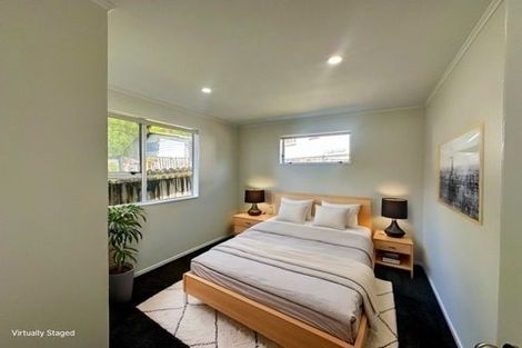 Photo of property in 47 Trias Road, Totara Vale, Auckland, 0629