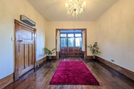 Photo of property in 26 Cave Road, Houghton Bay, Wellington, 6023