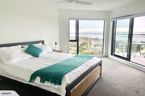 Photo of property in 1/60 Moncks Spur Road, Redcliffs, Christchurch, 8081