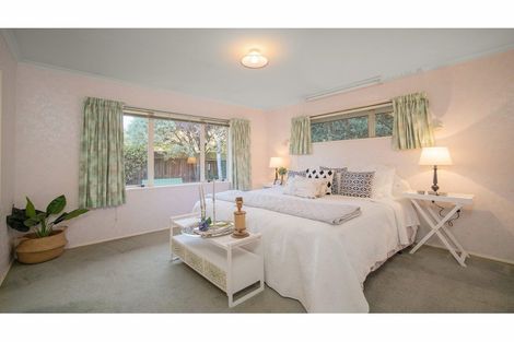 Photo of property in 15 Villa Grove, Ilam, Christchurch, 8041