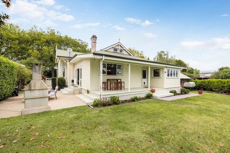 Photo of property in 18 Thornton Road, Cambridge, 3434