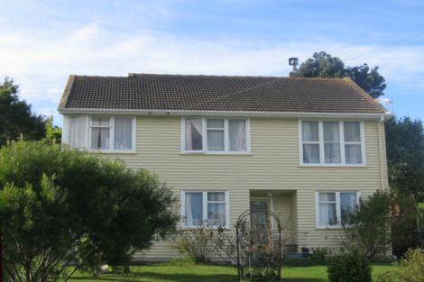 Photo of property in 15 Aberfeldy Street, Cannons Creek, Porirua, 5024