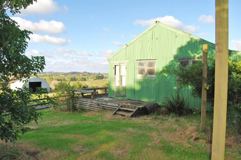 Photo of property in 197 Pukenui Road, Kaiwaka, 0573