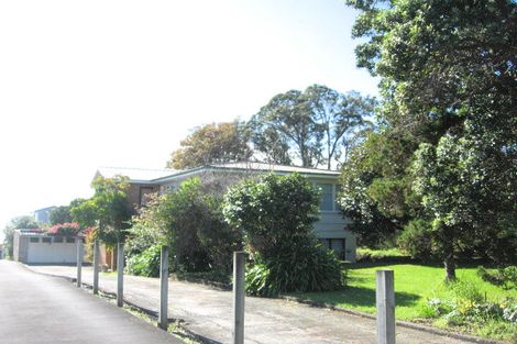 Photo of property in 259 Bleakhouse Road, Mellons Bay, Auckland, 2014