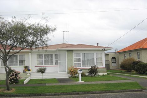 Photo of property in 74 Salisbury Street, Levin, 5510