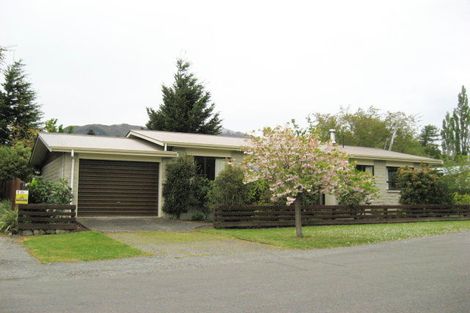 Photo of property in 24 Bath Street, Hanmer Springs, 7334