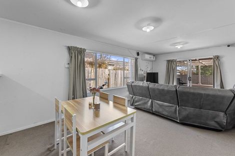 Photo of property in 1/3 Dorendia Place, Clendon Park, Auckland, 2103