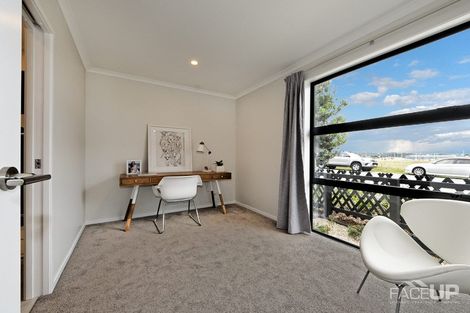 Photo of property in 87 Glidepath Road, Hobsonville, Auckland, 0616