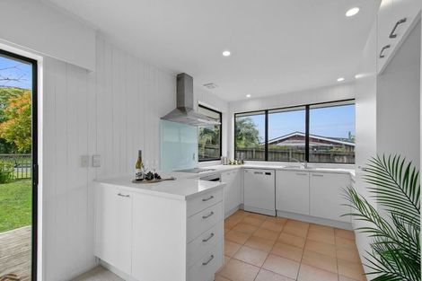 Photo of property in 5 Merlot Heights, Huapai, Kumeu, 0810