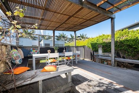 Photo of property in 12 Moori Road, Waimarama, 4294