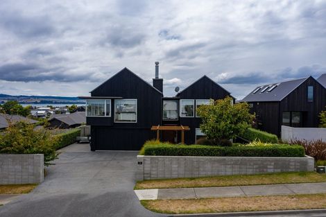 Photo of property in 24 Victory Drive, Wharewaka, Taupo, 3330