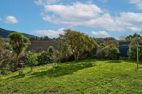 Photo of property in 83 Bell Street, Tawa, Wellington, 5028