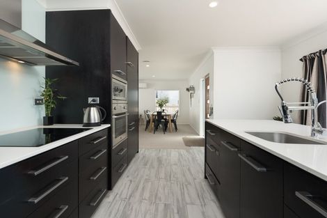 Photo of property in 1036b Papamoa Beach Road, Papamoa Beach, Papamoa, 3118