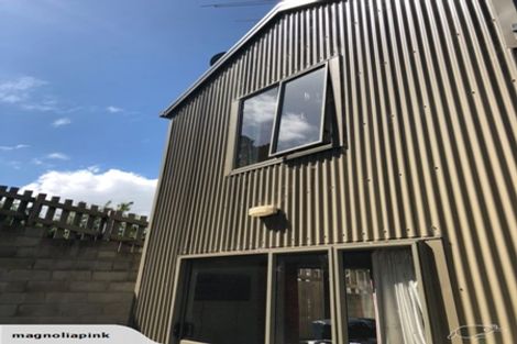 Photo of property in 2/11 Maitland Street, Dunedin Central, Dunedin, 9016