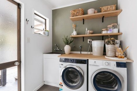 Photo of property in 16 Syme Crescent, Kawerau, 3127