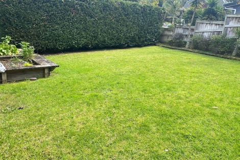 Photo of property in 1 Stitchbird Close, Murrays Bay, Auckland, 0630