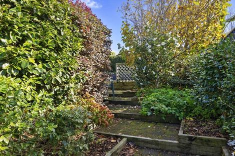 Photo of property in 72a Tukapa Street, Westown, New Plymouth, 4310