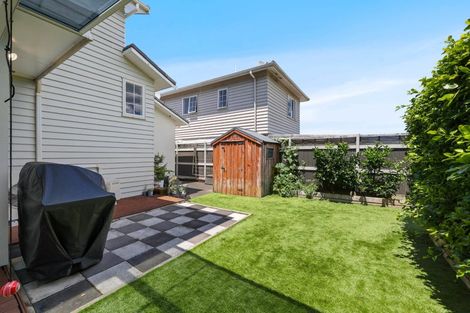 Photo of property in 16 Mulvaney Crescent, Henderson, Auckland, 0612