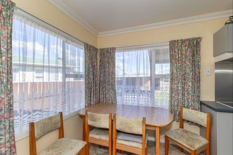 Photo of property in 12 Ross Street, Levin, 5510