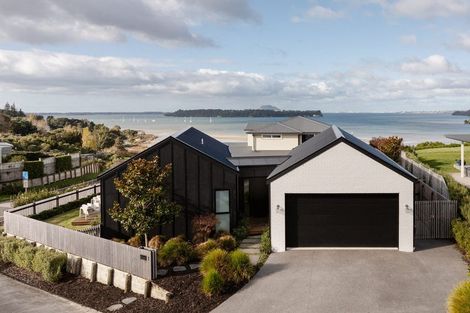 Photo of property in 1 Whitworth Lane, Omokoroa, 3114