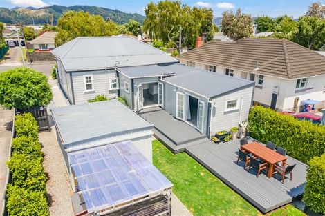 Photo of property in 17 Victoria Street, Ebdentown, Upper Hutt, 5018