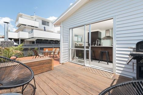 Photo of property in 1036b Papamoa Beach Road, Papamoa Beach, Papamoa, 3118