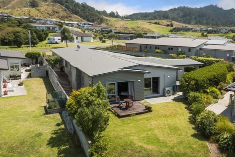 Photo of property in 21 Browns Drive, Waihi Beach, 3611