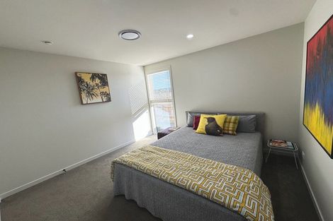 Photo of property in 5 Greenpath Lane, Hurworth, New Plymouth, 4310