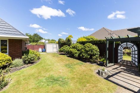 Photo of property in 9 Tavistock Place, Russley, Christchurch, 8042