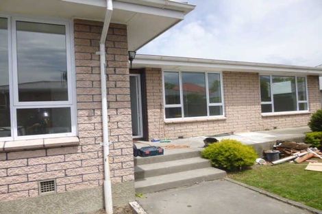 Photo of property in 2/271 Avonhead Road, Avonhead, Christchurch, 8042