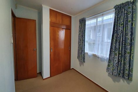 Photo of property in 34 Chislehurst Street, Henderson, Auckland, 0612