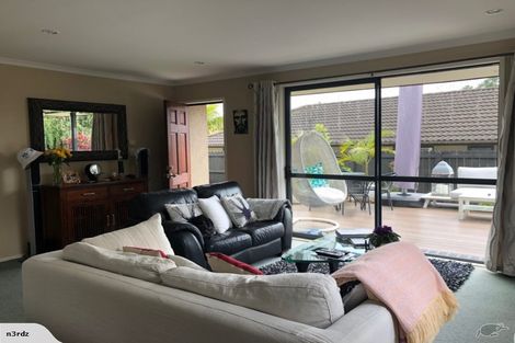 Photo of property in 22 Zefiro Drive, Massey, Auckland, 0614