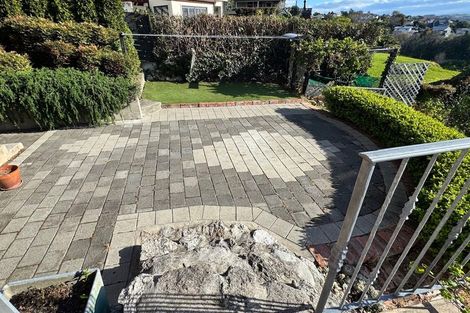 Photo of property in 14 Roslyn Road, Bluff Hill, Napier, 4110