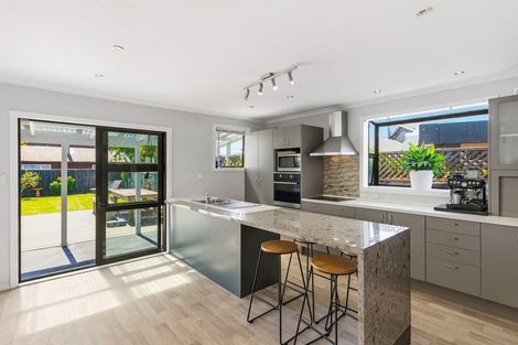 Photo of property in 13 Bahama Crescent, Paraparaumu Beach, Paraparaumu, 5032