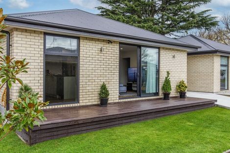 Photo of property in 393b Linwood Avenue, Bromley, Christchurch, 8062